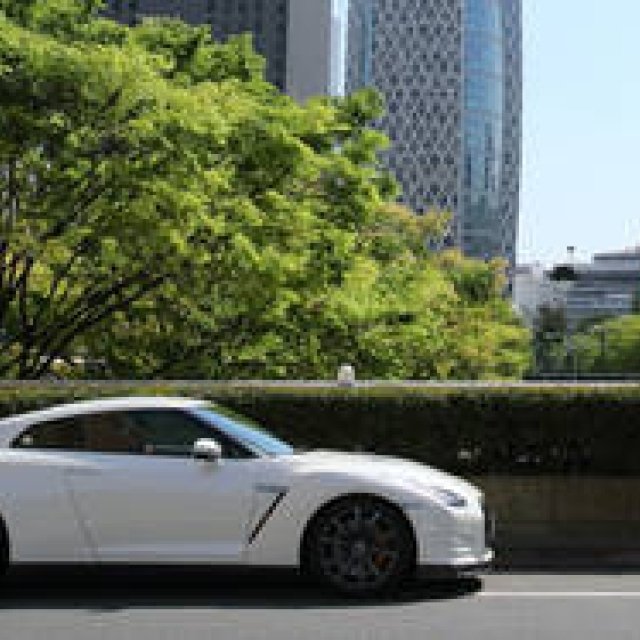 Driving the GT-R Once More | NISSAN