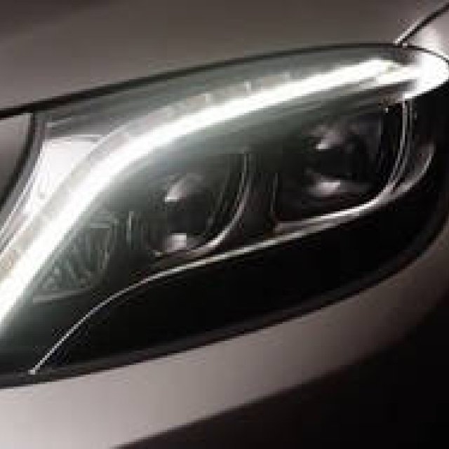 Mercedes-Benz Teases New S-Class in Video