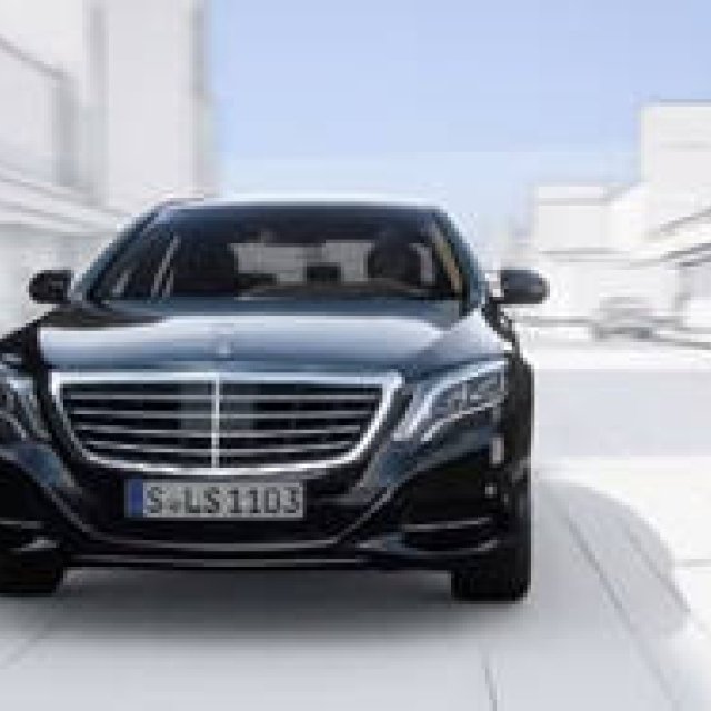 Discover the S-Class in Video | Mercedes-Benz