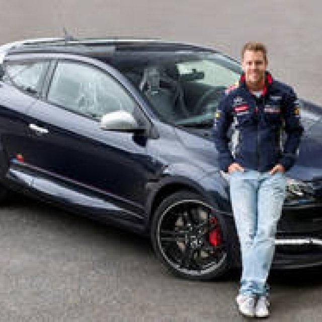 The Mégane RS Red Bull Racing Version is Here! | Renault