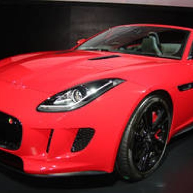 Jaguar F-Type Arrives in Japan | Jaguar