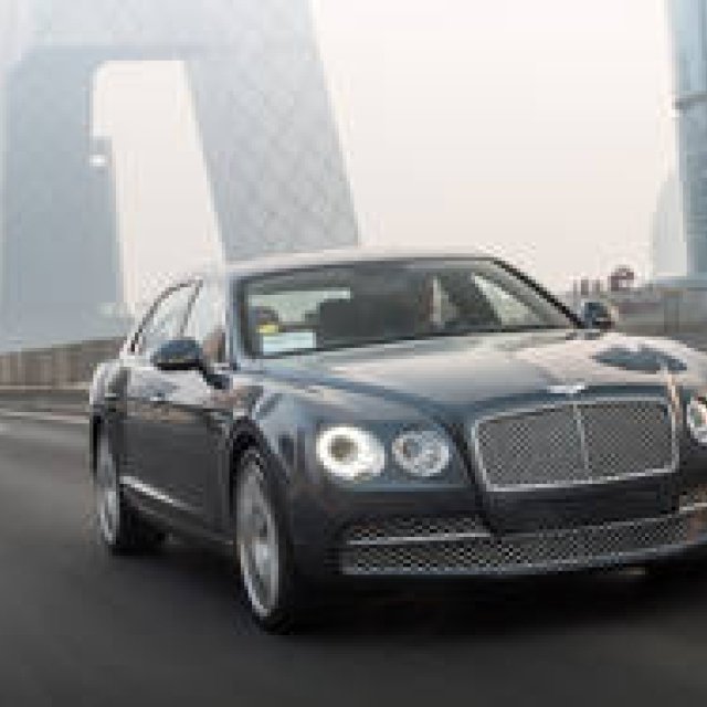 Second-Generation Flying Spur Tested in Beijing | Bentley
