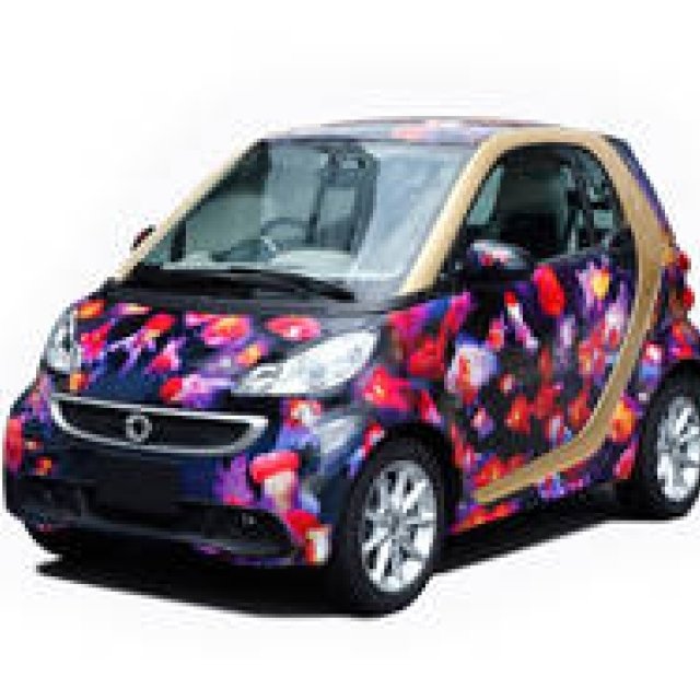 Smart appears in a "goldfish" collaboration with photographer Kishin Shinoyama | Smart