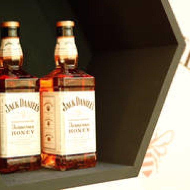 EAT | Jack Daniel's Tennessee Honey with Rich Honey Flavor