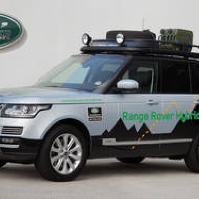 Land Rover Introduces Diesel Hybrid