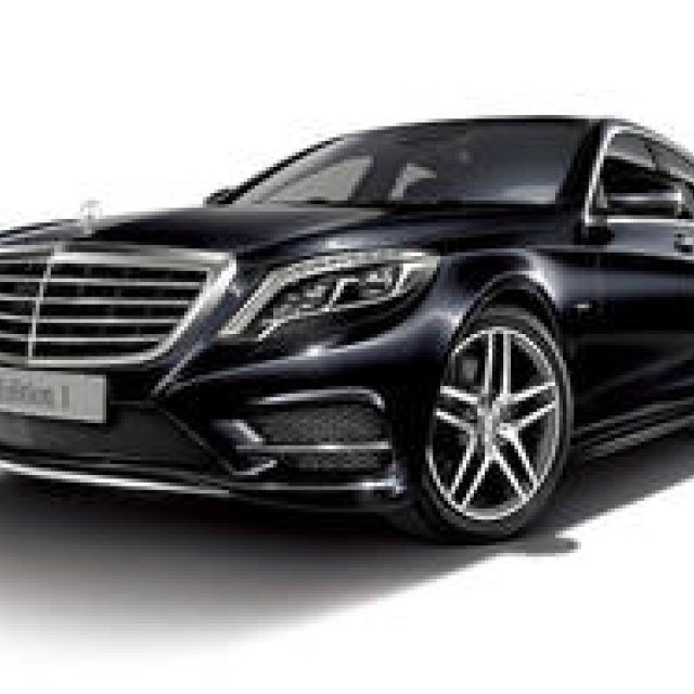 S-Class Edition 1: Exclusive Leather Interior and Special Features | Mercedes-Benz