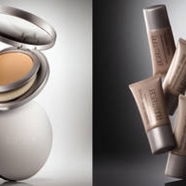 Laura mercier | A cream compact that achieves your ideal flawless skin anytime