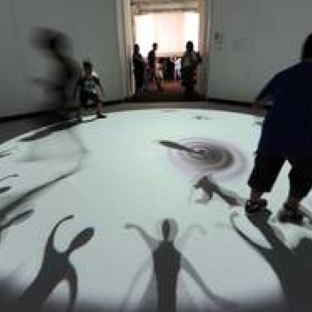 ART | "Play" with Modern Art That Masters Light at the "Magical Art Museum"