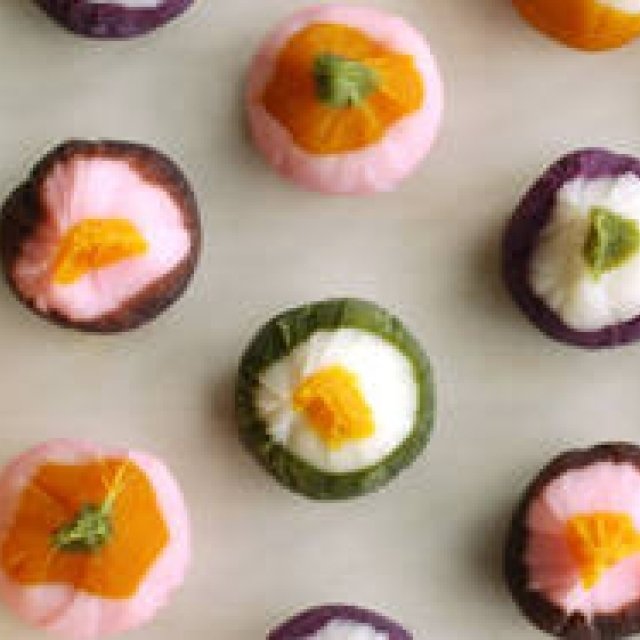 EAT | Limited edition "Hitokuchi Kashi" by Higashiya x minä perhonen released.