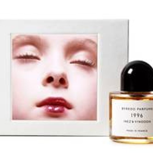 BYREDO | The fragrance "1996" captivates with scents that evoke duality.