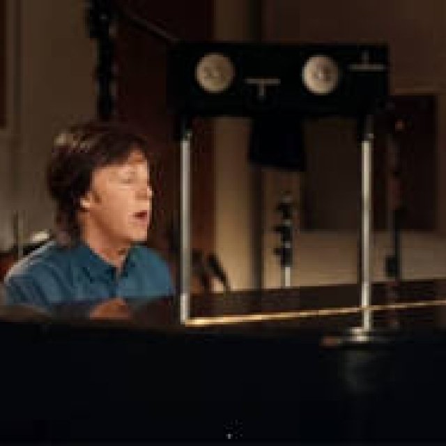 NEWS: Paul McCartney Releases New Music Video Featuring Kate Moss and Others