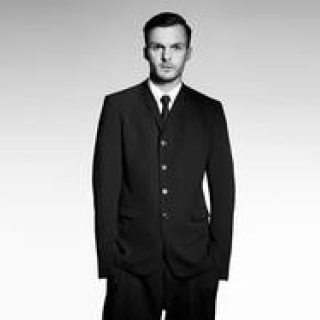 DIOR HOMME | Kris Van Assche Visits Japan: Discussing his collaboration with M/M Paris and the latest collection