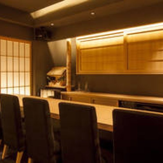 NEWS｜銀座八丁目に「Salonたかはし」オープン