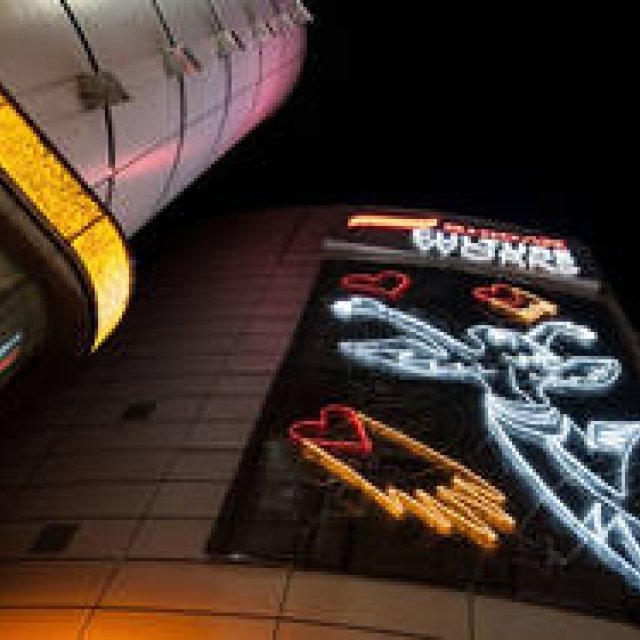 NEWS | Mick Itaya's "Stars and Hearts Angel" Shines in Shibuya