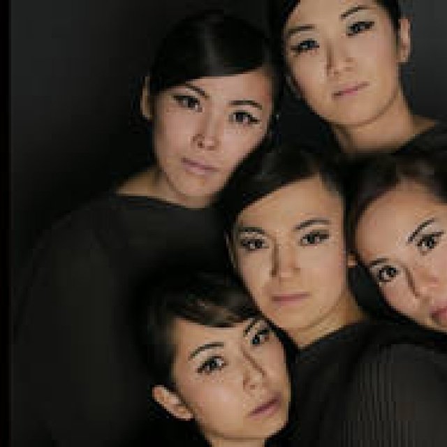 MUSIC: A Sacred Night Welcomed by the A Cappella Harmonies of Aura, the All-Female Quintet