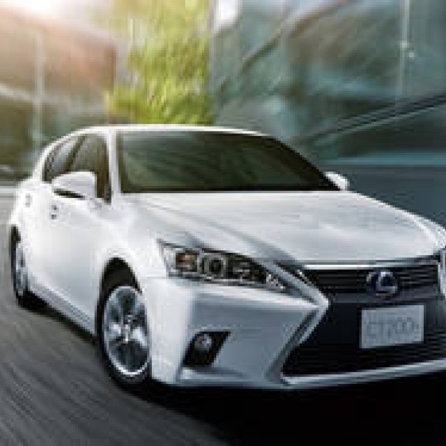 The Facelifted CT with Spindle Grille Launches in Japan | Lexus