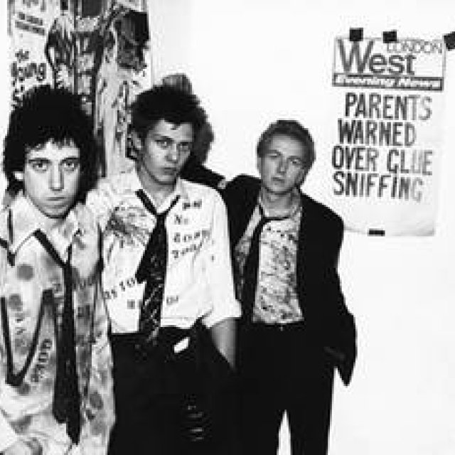 agnès b. | Sheila Rock Photography Exhibition “PUNK+,” Capturing the 70s Punk Scene