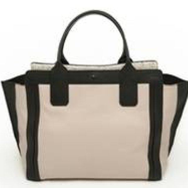 Chloé | Introducing a Japan-Exclusive Capsule Collection