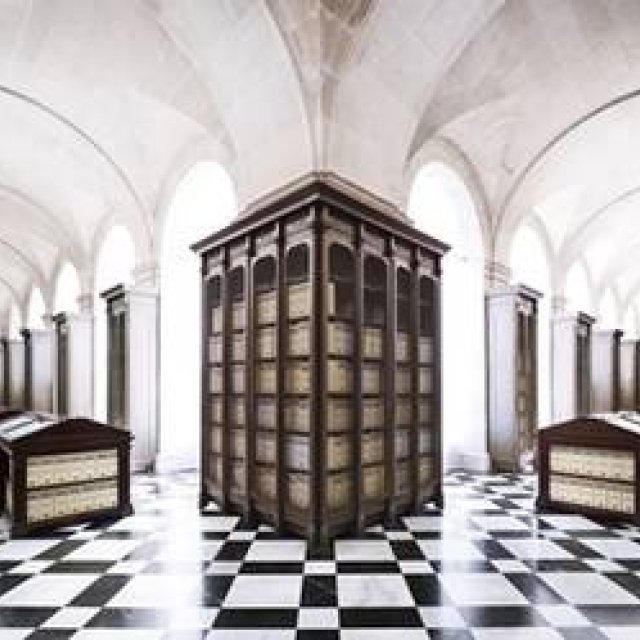 ART | Solo Exhibition by German Photographer Candida Höfer
