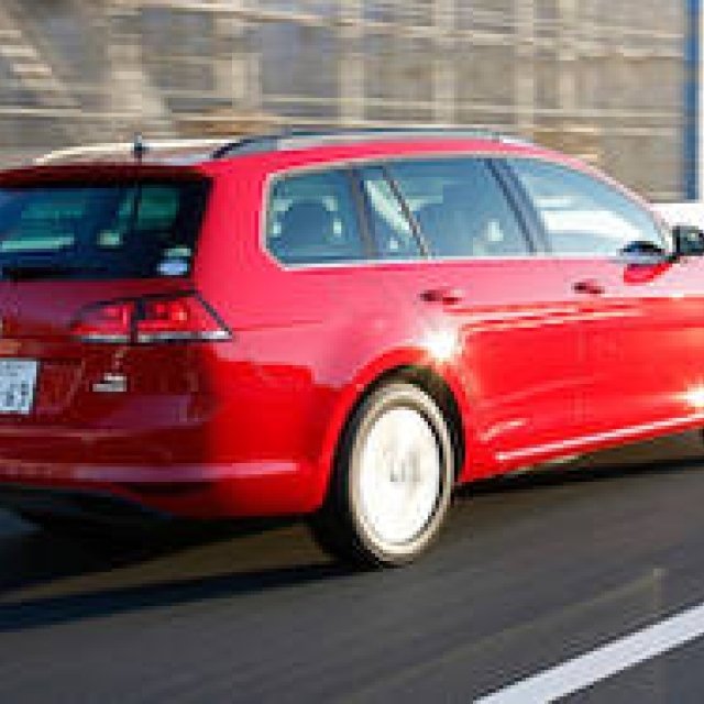 Test drive the Golf Variant in Japan | Volkswagen