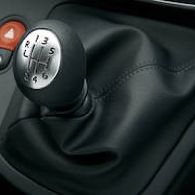 Introducing the Kangoo with a 1.2-liter turbo and MT | Renault