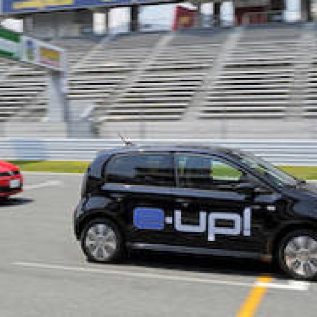 Experiencing the electric up! e-up! | Volkswagen