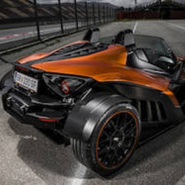 Test drive of the X-BOW GT, a sports car developed by a motorcycle manufacturer | KTM