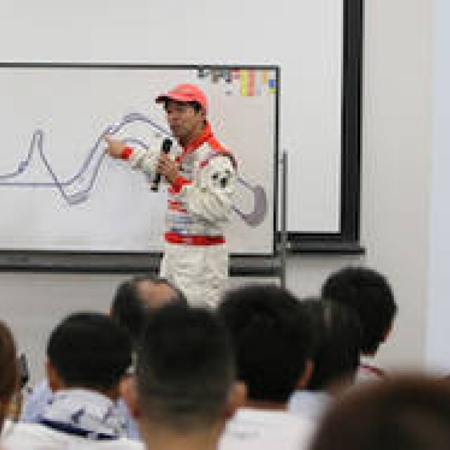 Show Us Your Car: Vol. 7, Yasutaka Hiimai x Abarth