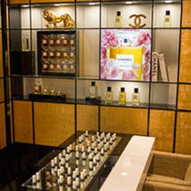 CHANEL | Limited Edition Release of New Fragrance "COCO NOIR"
