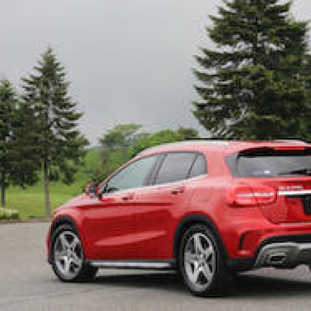 Test Drive of the New Mercedes-Benz SUV, the "GLA" | Mercedes-Benz