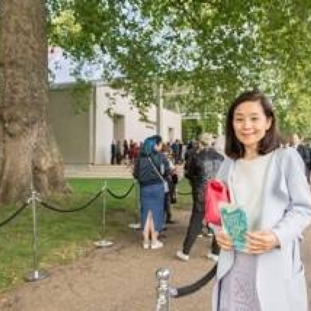 Terumi Hagiwara | Burberry Prorsum Designed by Christopher Bailey