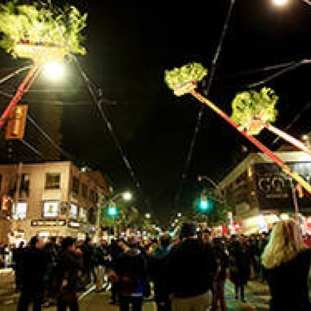 Feature: An Artistic Journey in the International City of Toronto | Experience Nuit Blanche!