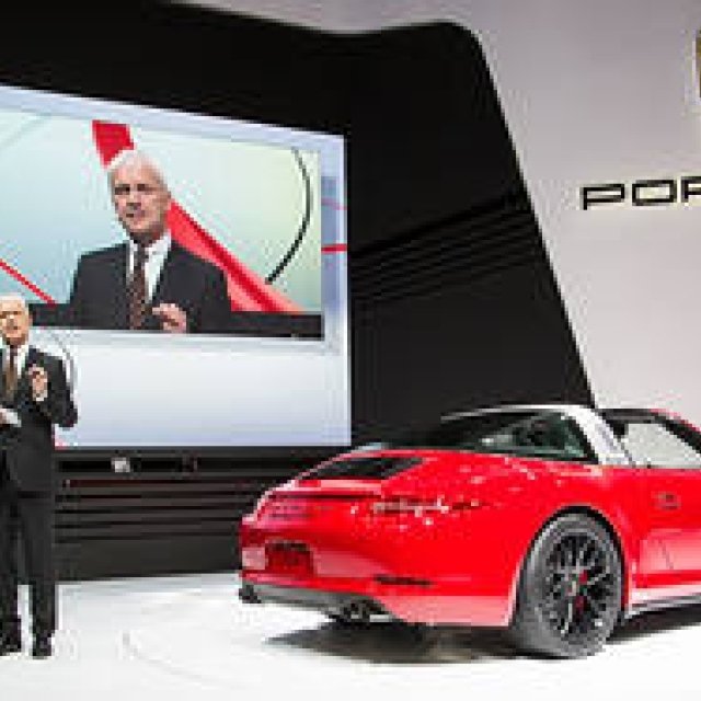 Porsche Unveils the 50th Anniversary Targa Models, the '911 Targa 4 GTS' and 'Cayenne Turbo S' | Porsche