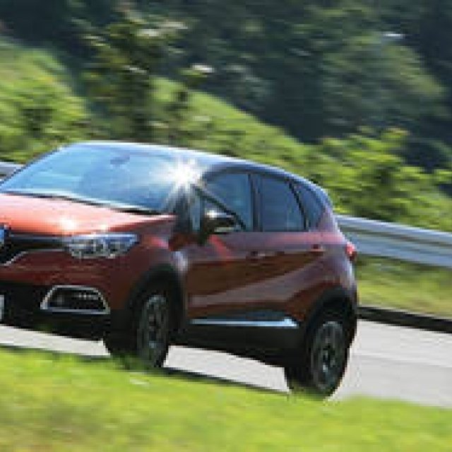 Test Drive the Renault Crossover, the Captur | Renault