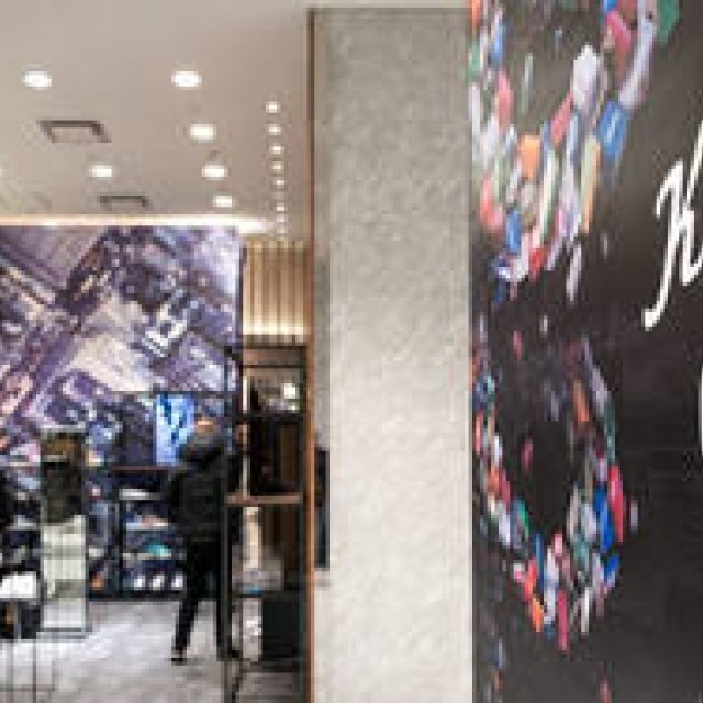Fictional Sneaker Town 'KICK THE CITY' Appears on the First Floor of Isetan Shinjuku Men's Building | ISETAN MEN’S