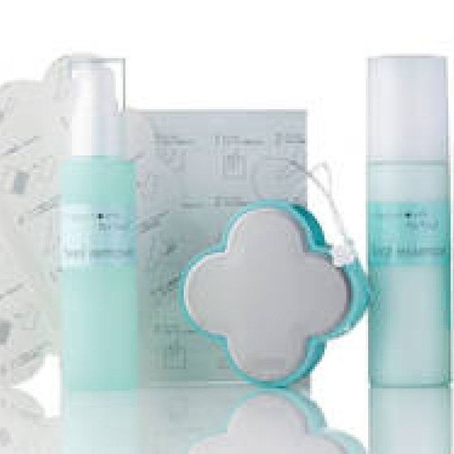 Kiho Watanabe Lectures: "KOBAKO nails" Foot Care & Nail Care Seminar Held | KOBAKO