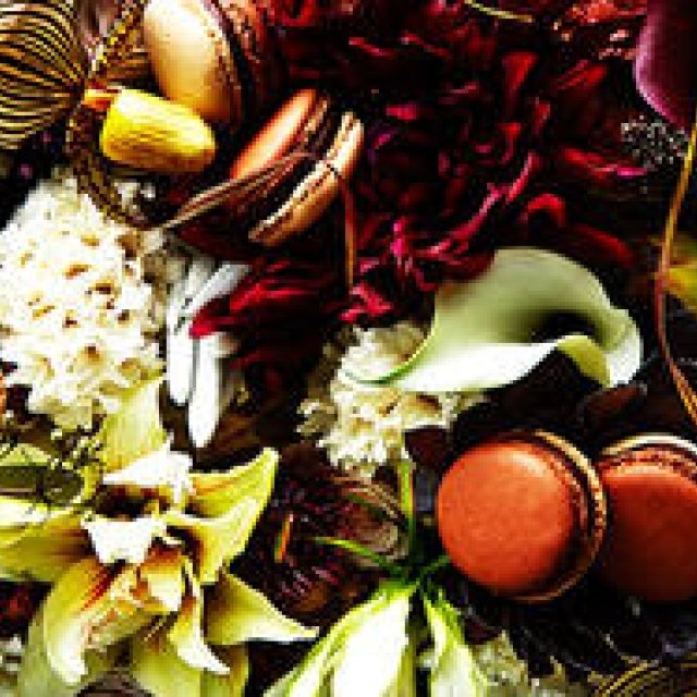 EAT | Pierre Hermé and Makoto Azuma Collaborate on the Latest Macaron Collection