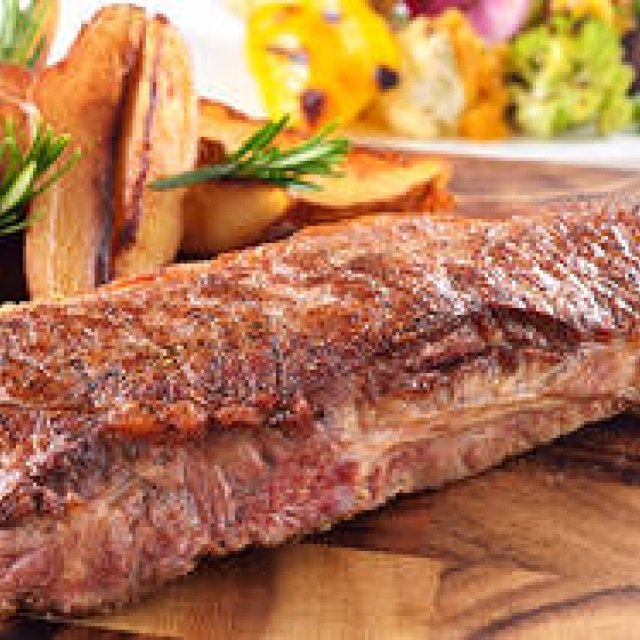 EAT | A Noteworthy Steak & Bar Opens on the Top Floor of "Q Plaza Harajuku"