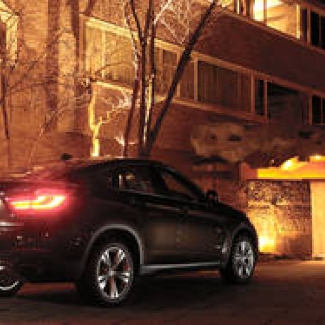 BMW X6がいざなう北陸の“大人の隠れ家”｜BMW