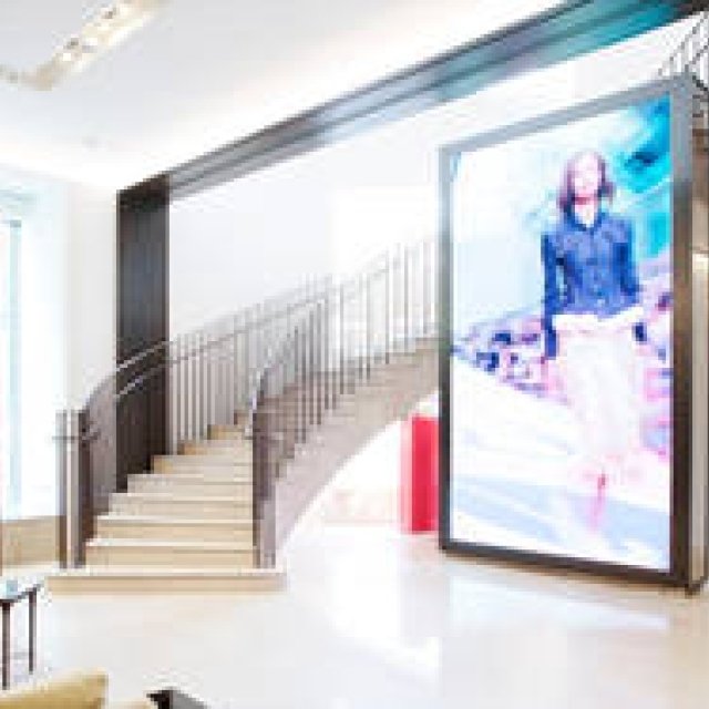 Japan's Largest Flagship Store, "Burberry Shinsaibashi" | BURBERRY