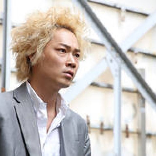 綾野剛主演で園子温監督が人気コミックを実写化『新宿スワン』