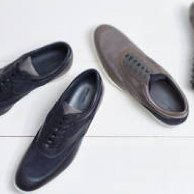 スマートとカジュアルの狭間にある靴｜JOHN LOBB