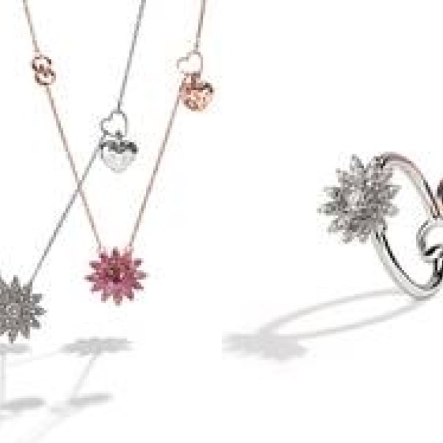 Japan-Exclusive Fine Jewelry Launched from the Flora Collection | GUCCI
