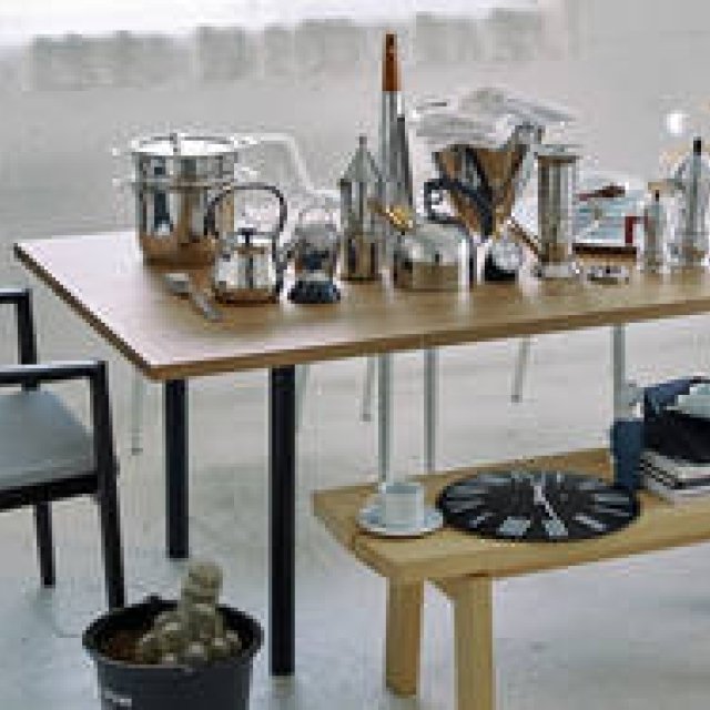 Maruni Wood Industry x Alessi presents "LIVING HOUSE"