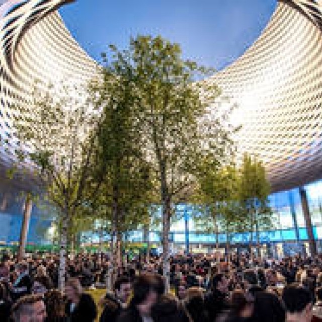 Recruiting Participants for the 2016 Baselworld Experience Tour