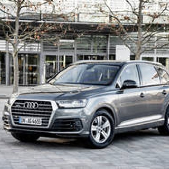 Test Drive the New Audi Q7 | Audi