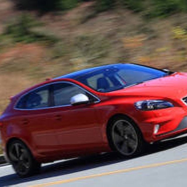 Test Drive of the Sporty Special Edition Volvo V40 D4