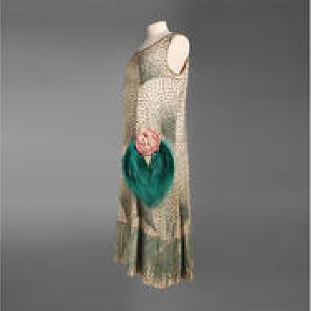 A Popular Exhibition Tracing the History of Haute Couture Arrives from France | ART