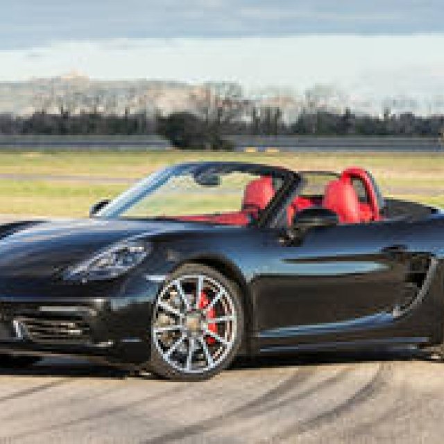 Participating in the 718 Boxster Workshop