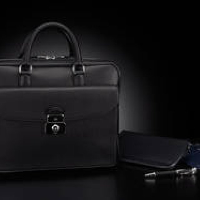 Where British Wit Meets Modernity | dunhill